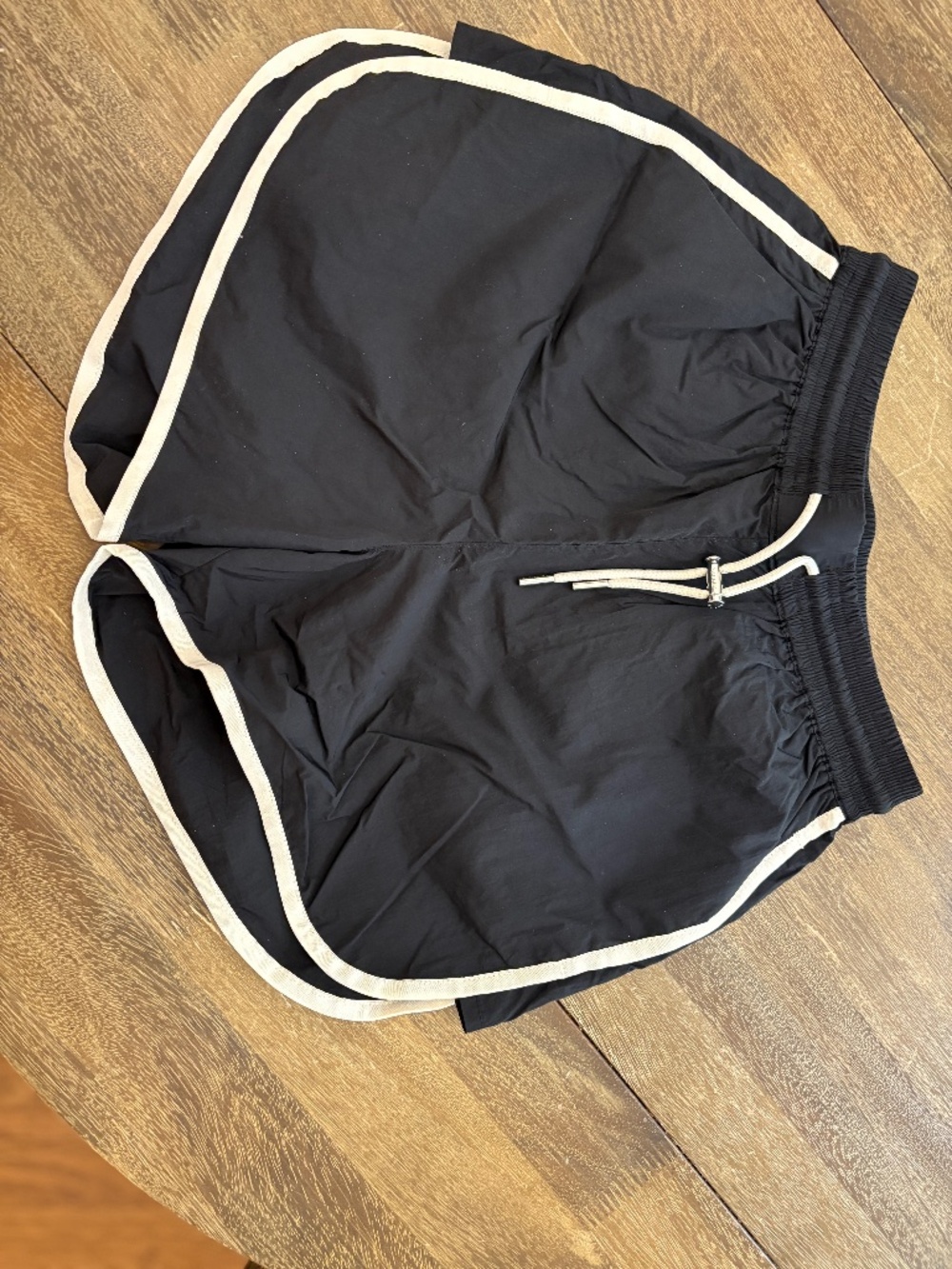 Varley Harmon High-Rise Shell Shorts XS Black